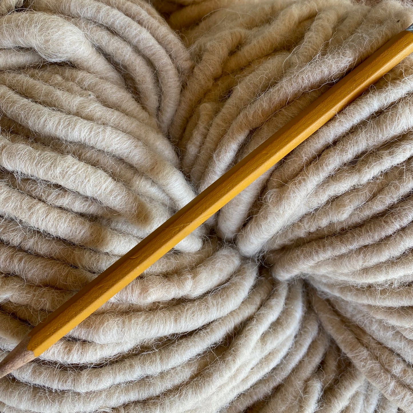 Core Spun Alpaca Rug Yarn in Cream