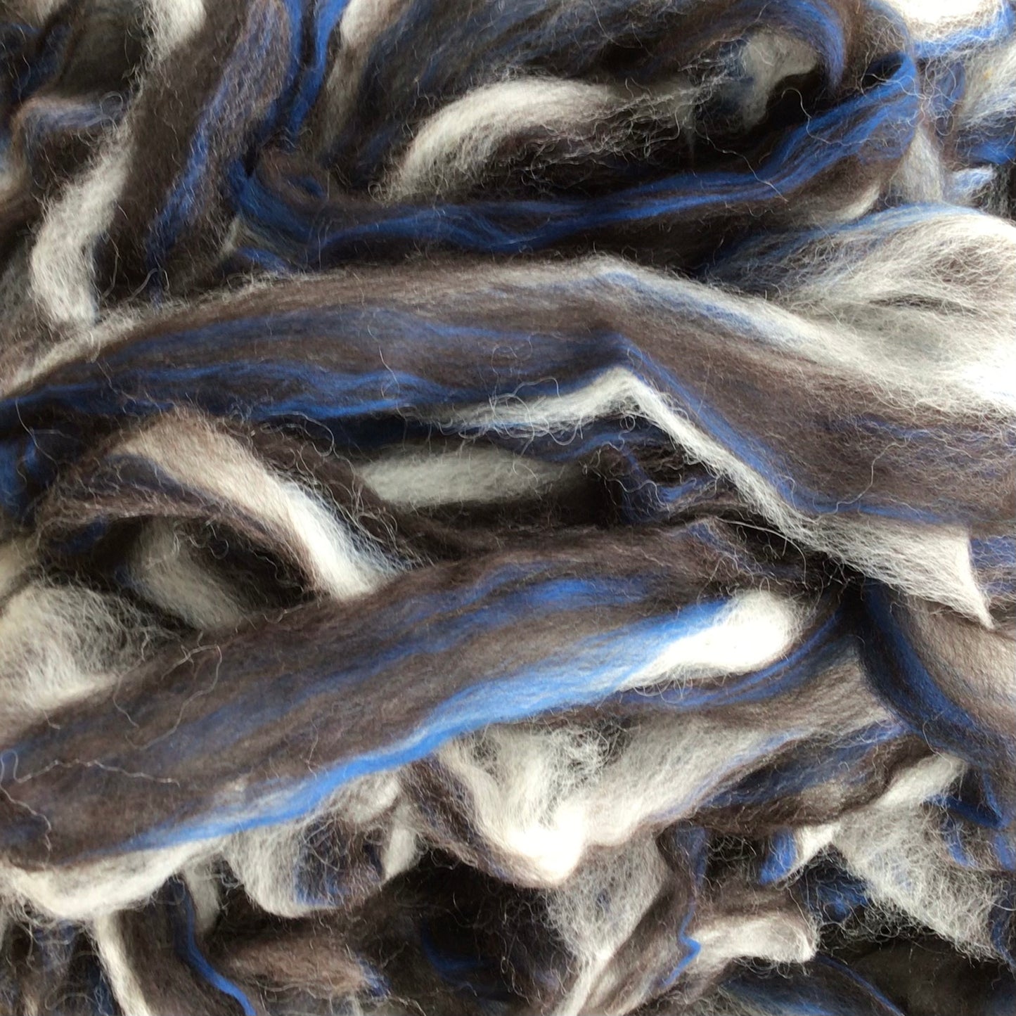 Alpaca/Merino Pin-Drafted Roving - Bay Black, White, Gray, Blue 15 ounces
