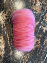 Load image into Gallery viewer, Paddy&#39;s Pink Swirl Roving
