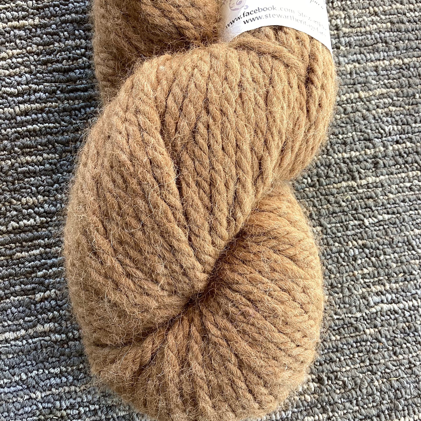Toni's 100% Alpaca Bulky Yarn - Natural Fawn